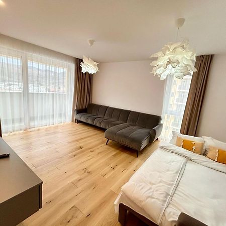 Jad - Urban Plaza - Luxury 3 Rooms & 2 Rooms Apartments براشوف المظهر الخارجي الصورة