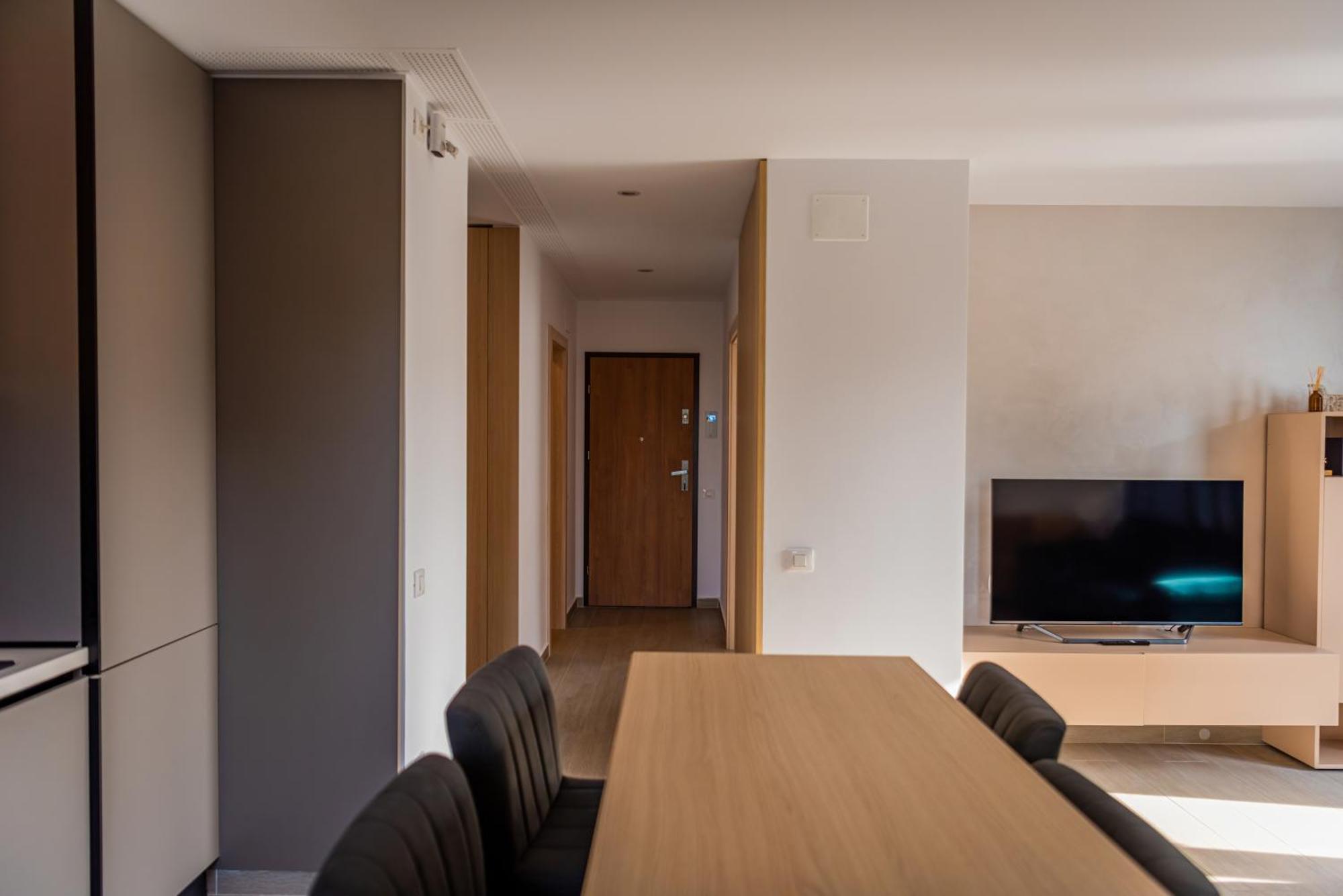 Jad - Urban Plaza - Luxury 3 Rooms & 2 Rooms Apartments براشوف المظهر الخارجي الصورة