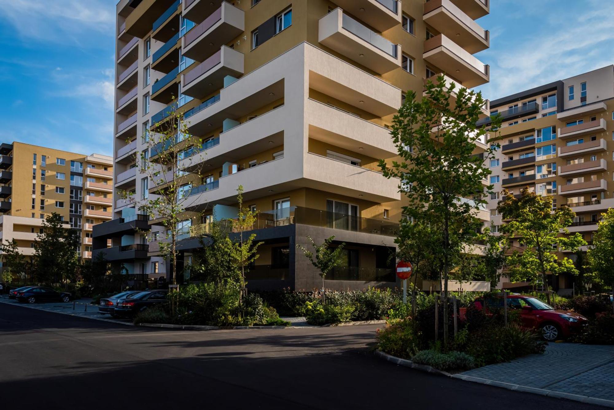 Jad - Urban Plaza - Luxury 3 Rooms & 2 Rooms Apartments براشوف المظهر الخارجي الصورة