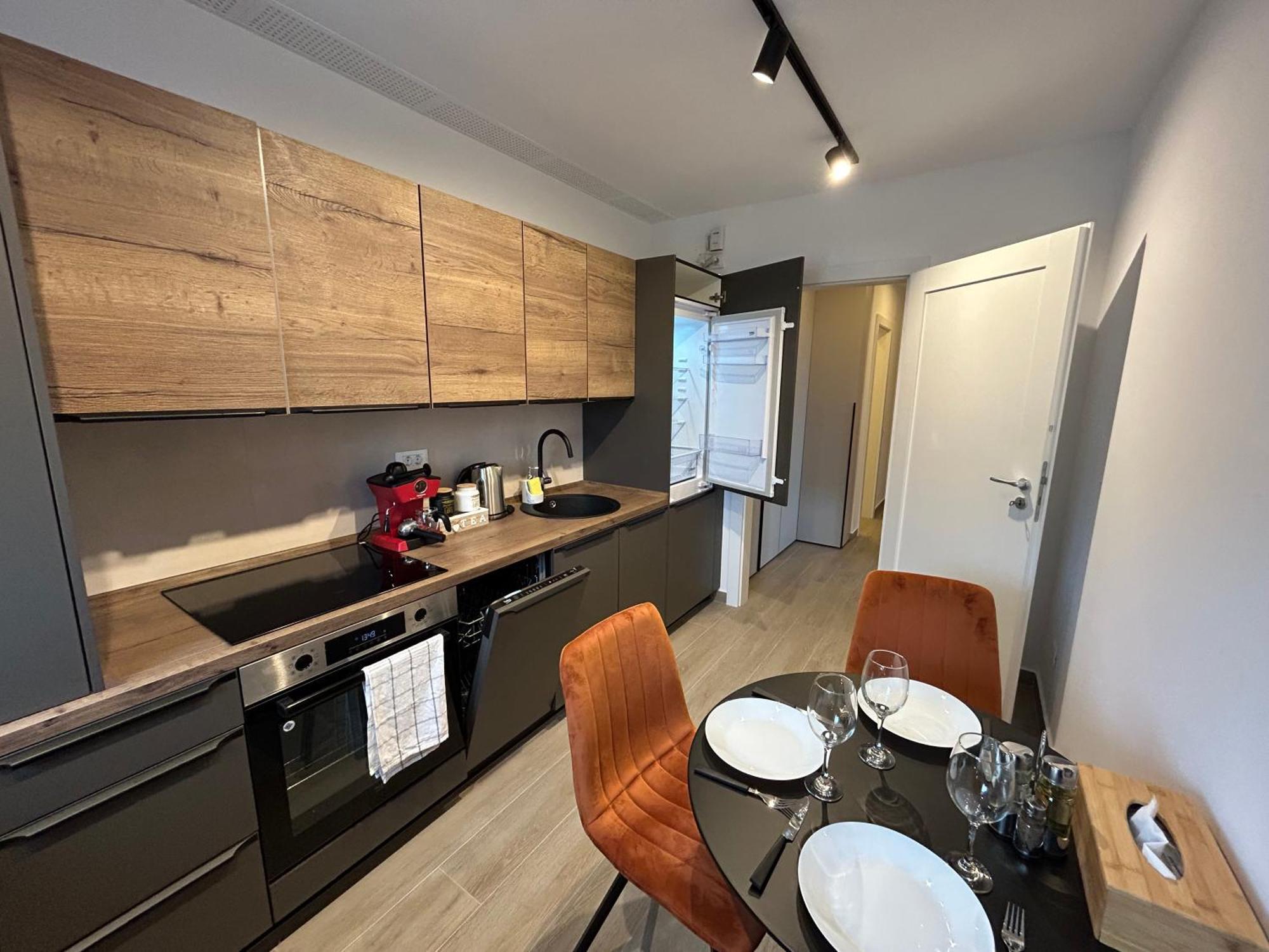 Jad - Urban Plaza - Luxury 3 Rooms & 2 Rooms Apartments براشوف المظهر الخارجي الصورة
